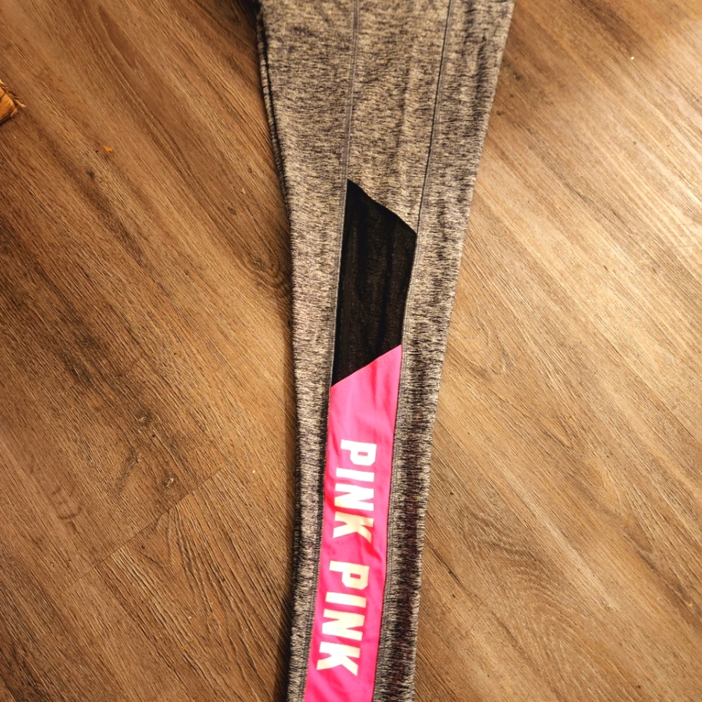 VS PINK LEGGINGS